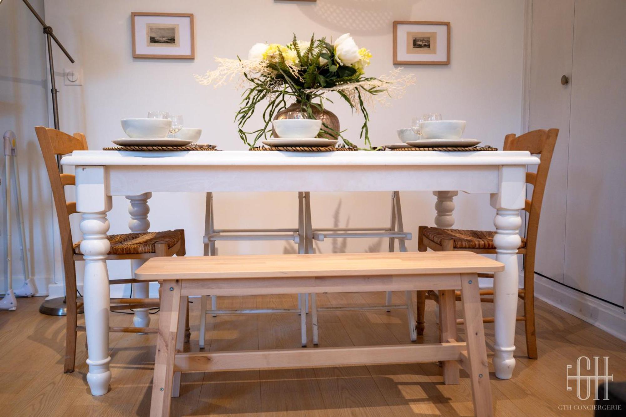 Le Saint Martin / Cathedrale Apartment Tours